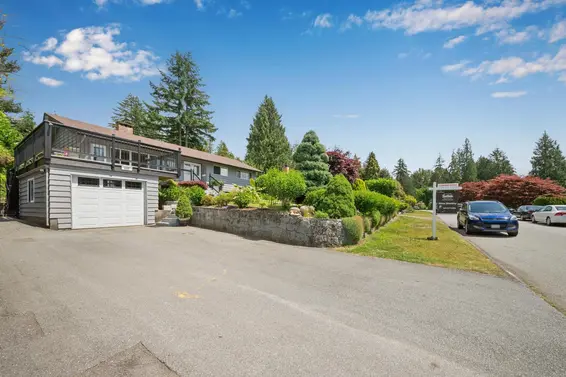 638 Elstree Place, North Vancouver For Sale - image 31