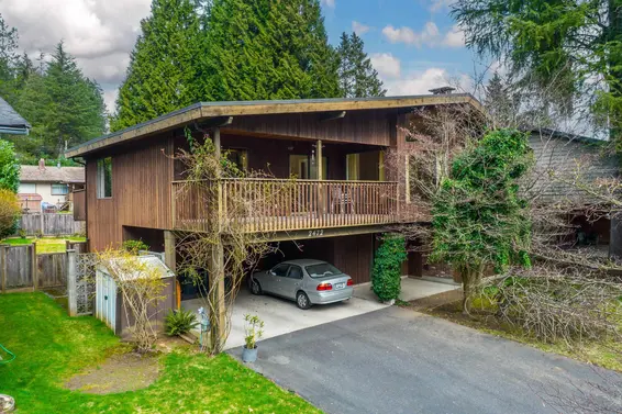 2472 Belloc Street, North Vancouver For Sale - image 2