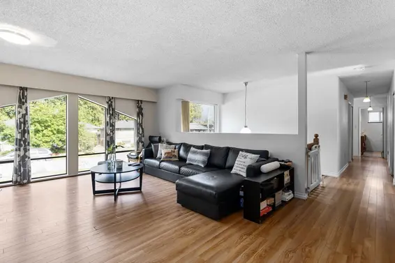 1375 East 24Th Street, North Vancouver For Sale - image 4