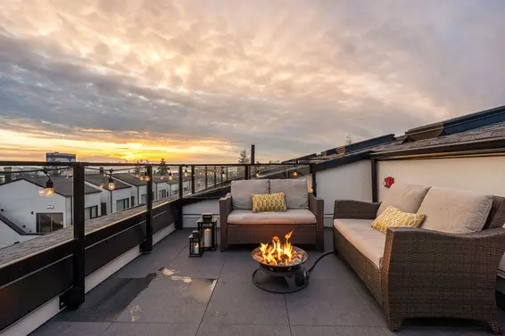 223 650 East 2nd Street, North Vancouver