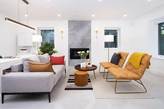 4283 Capilano Road, North Vancouver