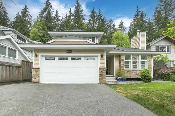 1659 Deep Cove Road, North Vancouver