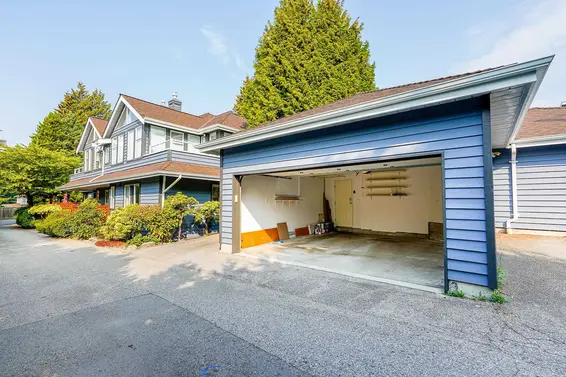 2504 Western Avenue, North Vancouver For Sale - image 2