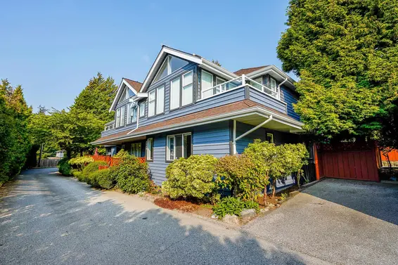 2504 Western Avenue, North Vancouver For Sale - image 3