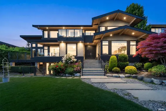 1139 Esquimalt Avenue, West Vancouver