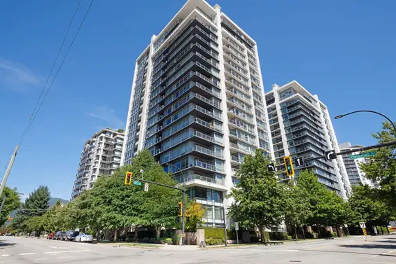 1706 1320 Chesterfield Avenue, North Vancouver