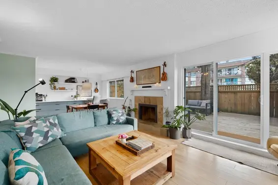 105 1515 Chesterfield Avenue, North Vancouver For Sale - image 3