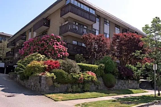 205 120 East 4th Street, North Vancouver