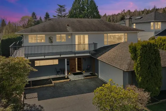 739 East 26th Street, North Vancouver