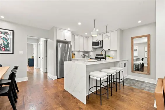 223 West 19th Street, North Vancouver