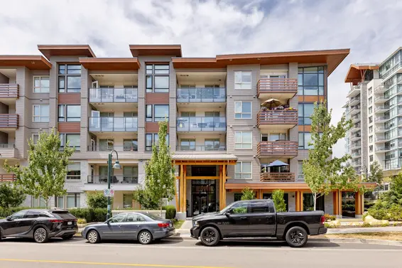 212 2663 Library Lane, North Vancouver