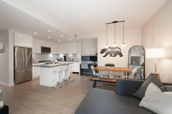 214 2651 Library Lane, North Vancouver