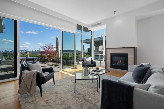 702 876 Keith Road, West Vancouver