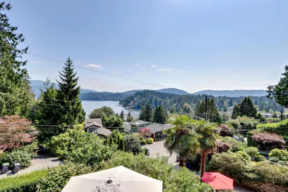 2507 Caledonia Avenue, North Vancouver For Sale - image 1