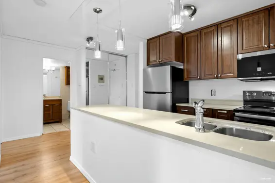 707 2008 Fullerton Avenue, North Vancouver