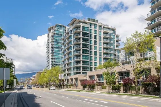 405 168 East Esplanade, North Vancouver