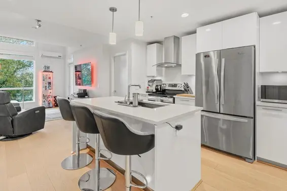 628 723 West 3rd Street, North Vancouver