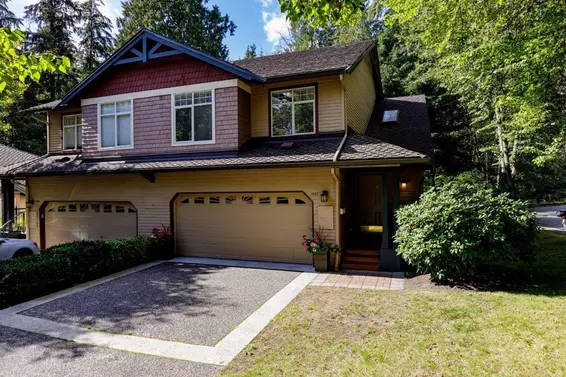 1057 Strathaven Drive, North Vancouver