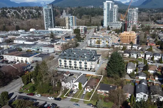 1542 Bond Street, North Vancouver