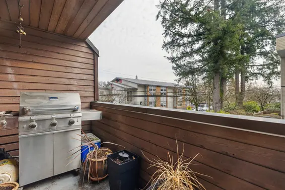 3281 Mountain Highway, North Vancouver For Sale - image 11