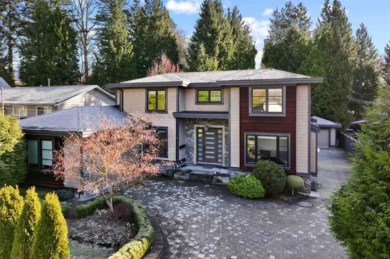 3360 Baird Road, North Vancouver