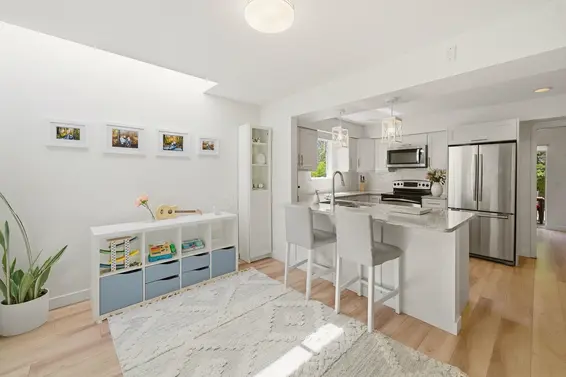 27 1001 Northlands Drive, North Vancouver