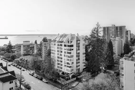 Sold // 203 1412 Esquimalt Avenue