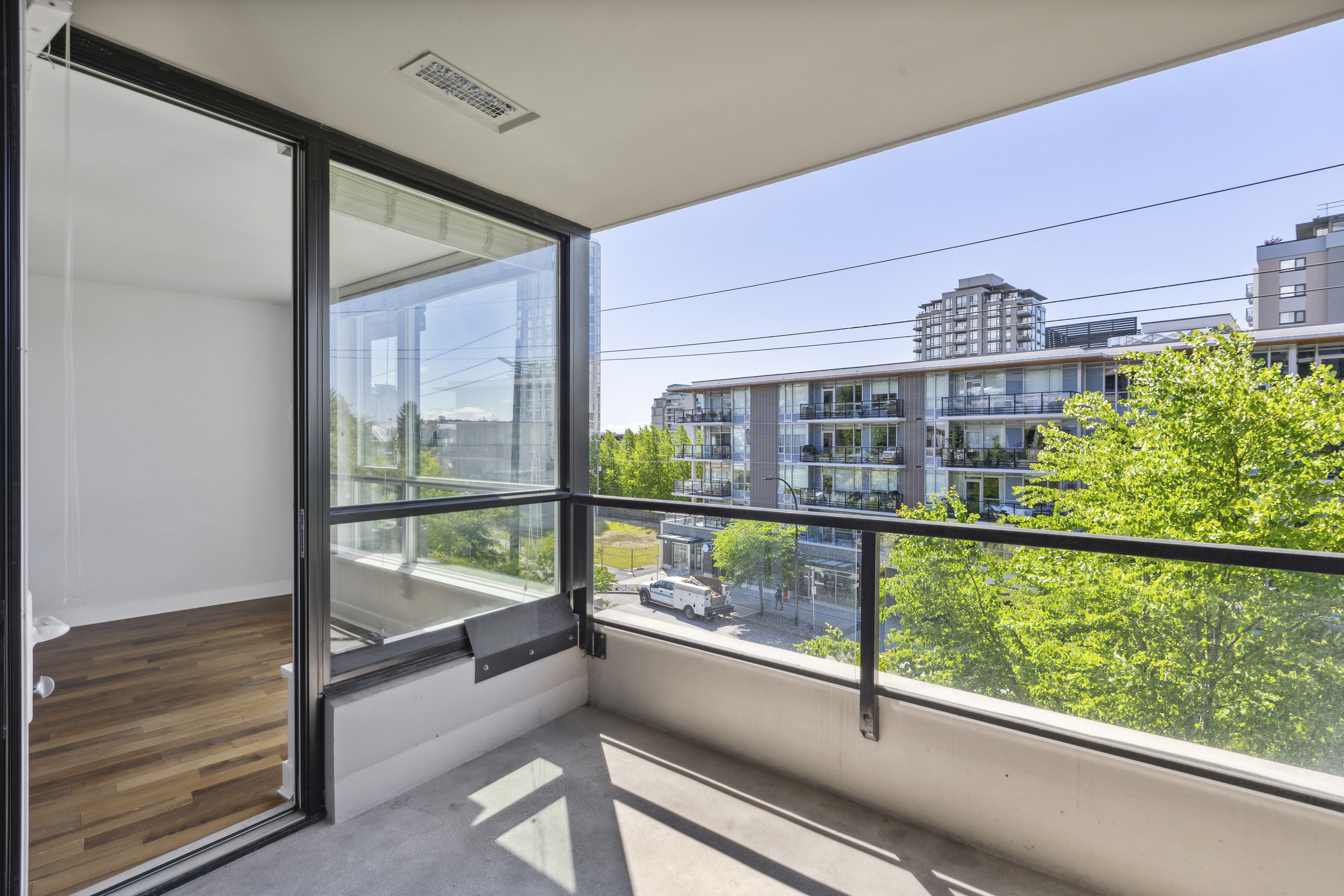 405 160 West 3rd Street, North Vancouver - for sale by Rossetti - photo 8